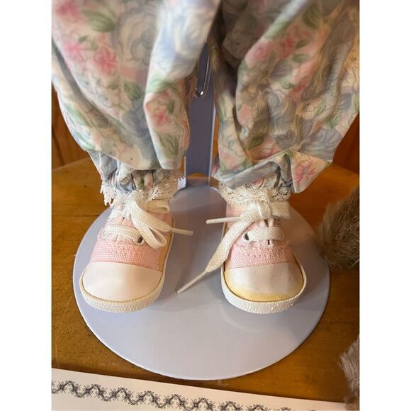 “Jennifer” Hamilton Collection Porcelain Dolls. Vintage. Little Girl And Dog. - Picture 5 of 9